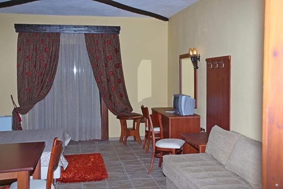 Tsigoura Verde Resort Mikrós Prínos Exterior foto